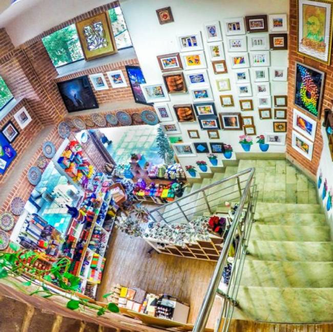 کافه کتاب های مرکز تهران